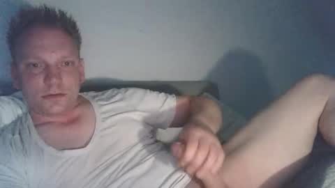 mickkxl online show from March 19, 12:21 pm