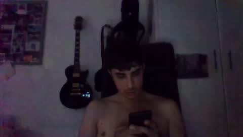 micky_law88 online show from September 10, 12:17 pm