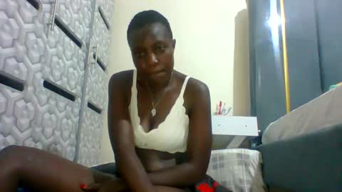 mickyhailey online show from February 15, 11:36 pm