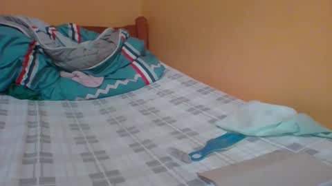 mickyhailey online show from September 18, 2:54 pm