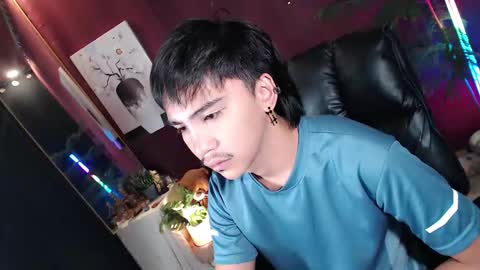 Kitty online show from May 18, 11:00 pm