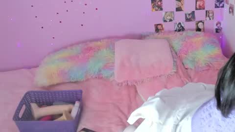 Snapshot of midori_bak_ chatting on March 3, 12:59 am Sara online show from March 3, 12:59 am
