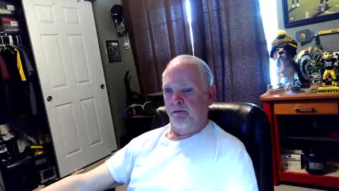 midwestdad09 online show from April 9, 9:53 pm