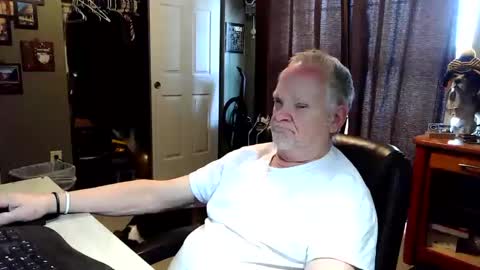 midwestdad09 online show from March 18, 6:47 pm