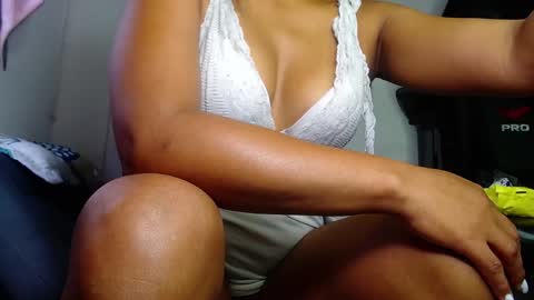mielsquirt online show from February 2, 10:17 pm
