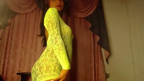 mielsquirt online show from February 4, 9:49 am