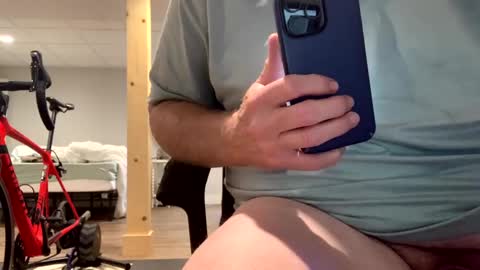 miggie001 online show from September 24, 2:24 pm