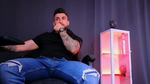 MightyAaron online show from February 26, 4:30 am