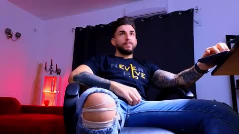 MightyAaron online show from October 6, 4:41 am