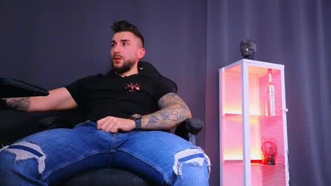 MightyAaron online show from February 26, 10:38 am
