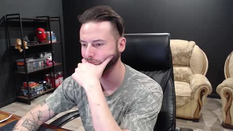 Misha Winchester online show from December 19, 12:33 pm