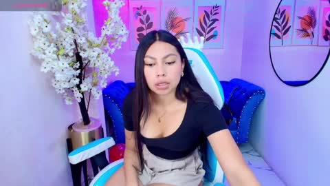 MIIA COLLINS online show from February 19, 12:48 pm