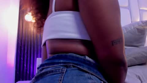 Miia Schwarz  online show from November 7, 12:25 am