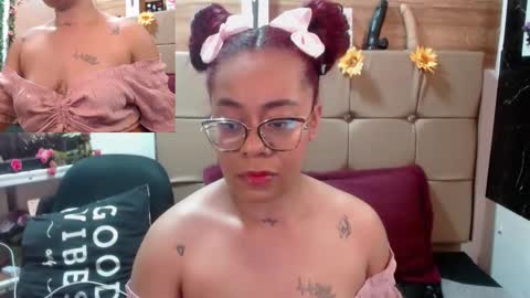 miia online show from September 24, 6:47 pm