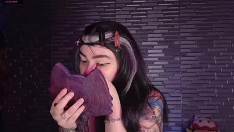 Snapshot of miia_zarate chatting on February 10, 9:15 pm Ma - online show from February 10, 9:15 pm
