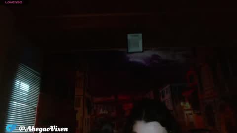 Snapshot of miia_zarate chatting on March 5, 8:10 pm Ma - online show from March 5, 8:10 pm