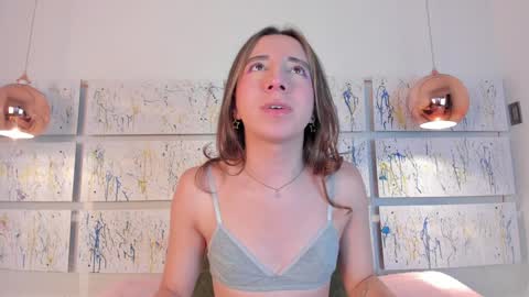 Snapshot of miiaa_doll chatting on February 5, 2:59 pm MIIA online show from February 5, 2:59 pm