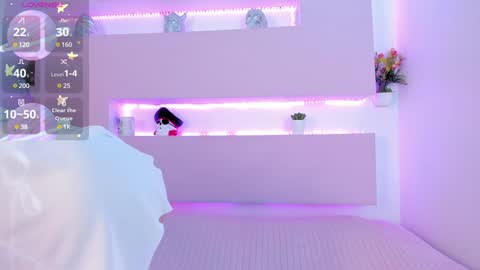 Snapshot of miiaa_doll chatting on February 1, 11:42 am MIIA online show from February 1, 11:42 am