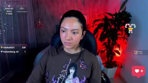 Snapshot of miichael_black chatting on February 25, 5:19 pm Michael Black online show from February 25, 5:19 pm