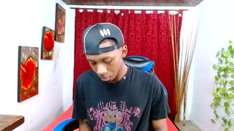 milo online show from May 28, 6:06 pm