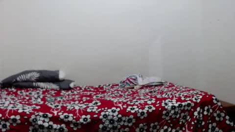 Snapshot of miiranda_cohen chatting on December 31, 1:15 am miiranda cohen online show from December 31, 1:15 am