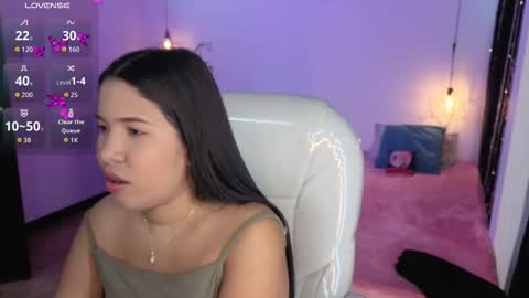 miiss_greyy online show from October 28, 11:44 am