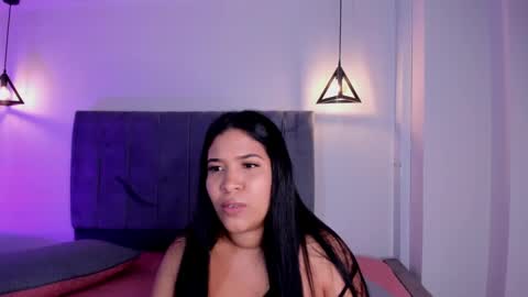 miiss_greyy online show from March 12, 10:39 pm