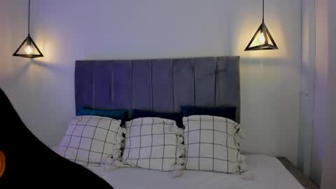 miiss_greyy online show from February 15, 7:17 pm