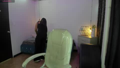 miiss_greyy online show from September 11, 11:44 am