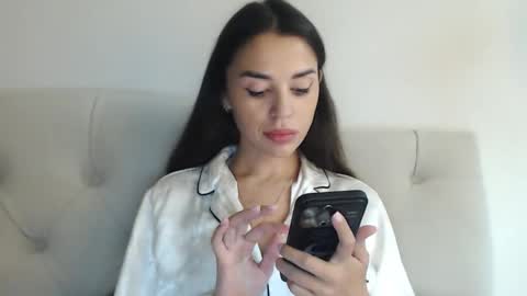 Mika online show from October 1, 6:51 pm