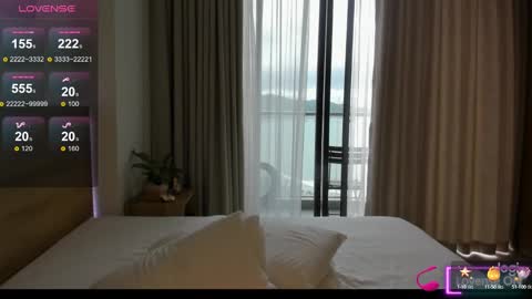 Snapshot of mikakimura chatting on December 26, 3:38 am Miko now i live in Vietnam online show from December 26, 3:38 am
