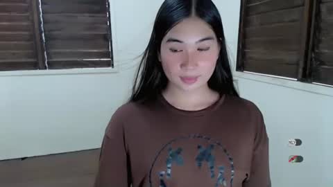 Kyla online show from October 25, 8:02 am