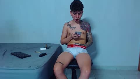 Mike IMDEPENDIENT MODEL online show from December 21, 3:02 am