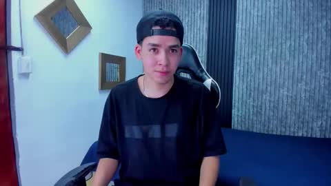 Mike 0233 online show from October 29, 4:25 am