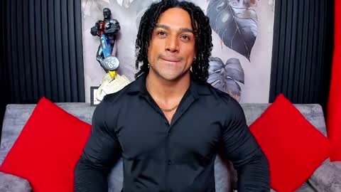 Snapshot of mike_estevess chatting on September 20, 2:14 am online show from September 20, 2:14 am