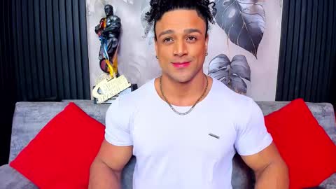   online show from November 1, 9:52 am