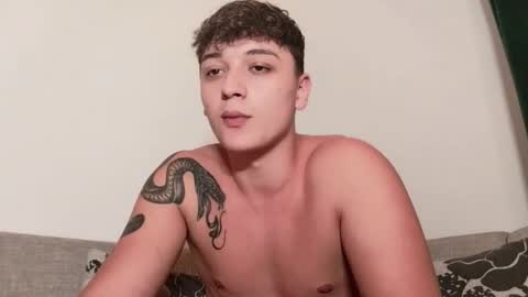 MikeLaur online show from October 2, 4:39 pm