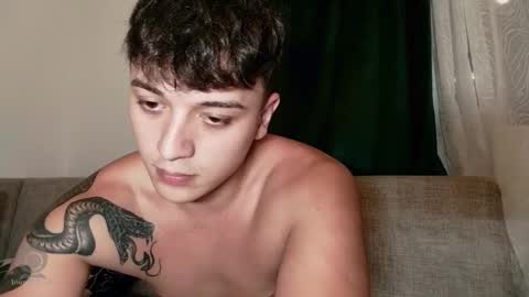 MikeLaur online show from September 19, 9:40 pm