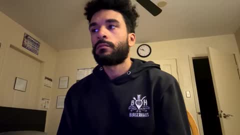 Snapshot of mikemikemikey9996 chatting on November 2, 3:50 am mikemikemikey9996 online show from November 2, 3:50 am