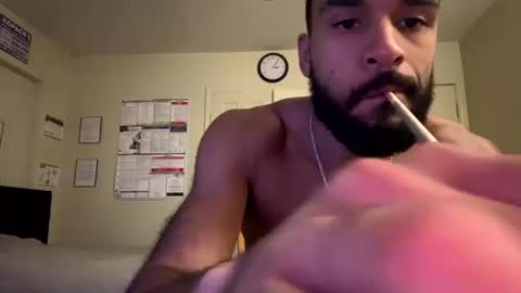 Snapshot of mikemikemikey9996 chatting on October 11, 5:45 am mikemikemikey9996 online show from October 11, 5:45 am