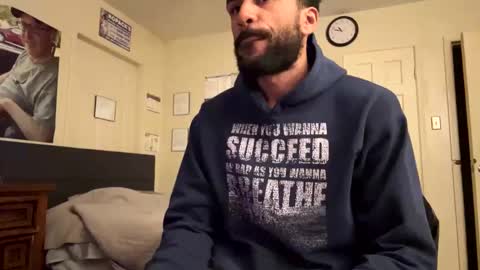 Snapshot of mikemikemikey9996 chatting on November 1, 3:49 am mikemikemikey9996 online show from November 1, 3:49 am