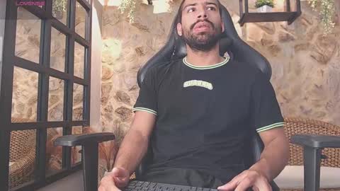 MIKE PARK  online show from September 26, 11:40 am