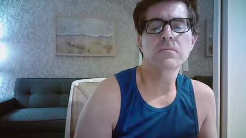 Snapshot of mikewulds chatting on January 16, 1:48 am Mike online show from January 16, 1:48 am