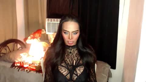 Mistress MikeyAlawi online show from November 17, 12:46 am
