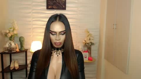Mistress MikeyAlawi online show from December 23, 3:00 pm