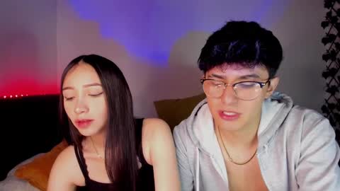 Snapshot of mikeyvioleta chatting on January 9, 5:43 pm VIOLETAMIKE online show from January 9, 5:43 pm