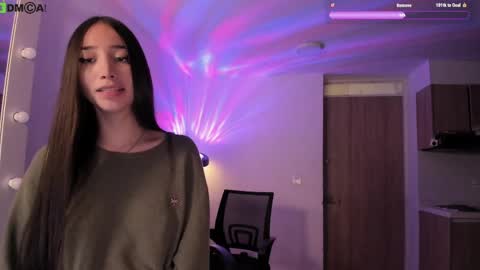VIOLETAMIKE online show from May 23, 10:44 am