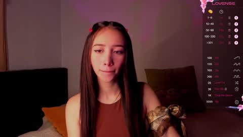 Snapshot of mikeyvioleta chatting on January 15, 5:47 pm VIOLETAMIKE online show from January 15, 5:47 pm
