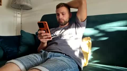mikhael767676 online show from August 2, 5:15 pm