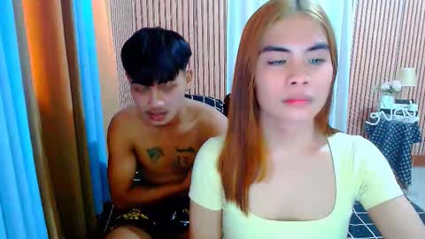 Snapshot of mikhayla_and_zeus_room chatting on September 16, 1:40 am Mikhayla and Zeus online show from September 16, 1:40 am